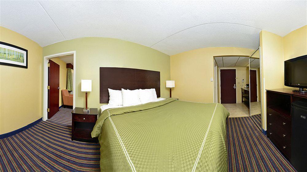 Comfort Inn & Suites East Hartford - Hartford Экстерьер фото