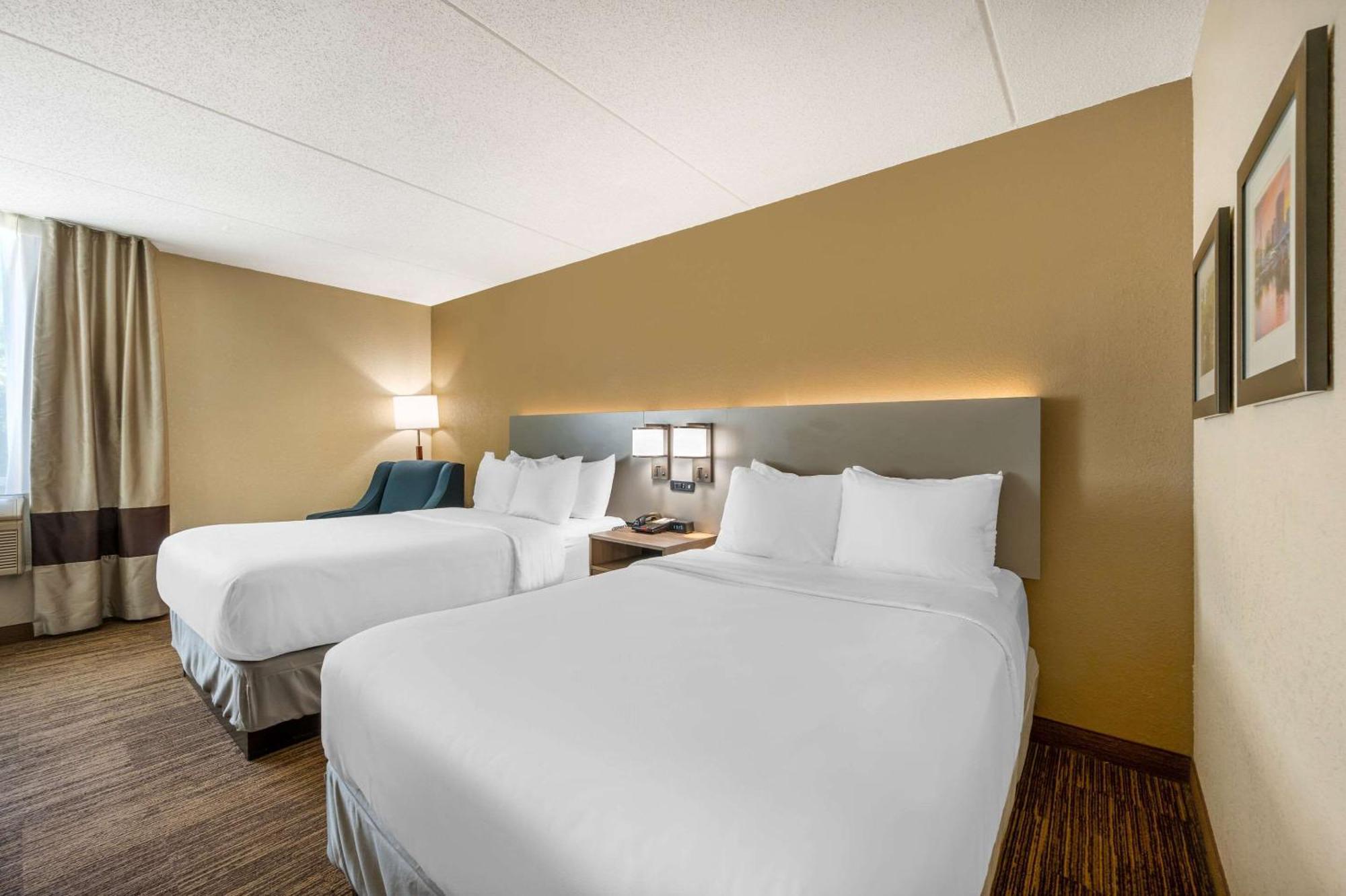 Comfort Inn & Suites East Hartford - Hartford Экстерьер фото